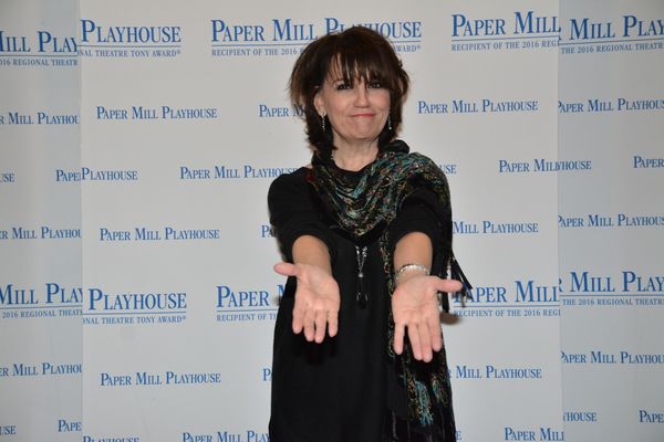 Photo Coverage: The Cast of Paper Mill Playhouse's ANNIE Celebrate Opening Night — photo 42 of 55