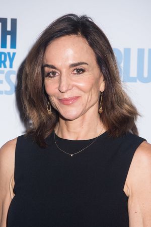 Polly Draper Photo