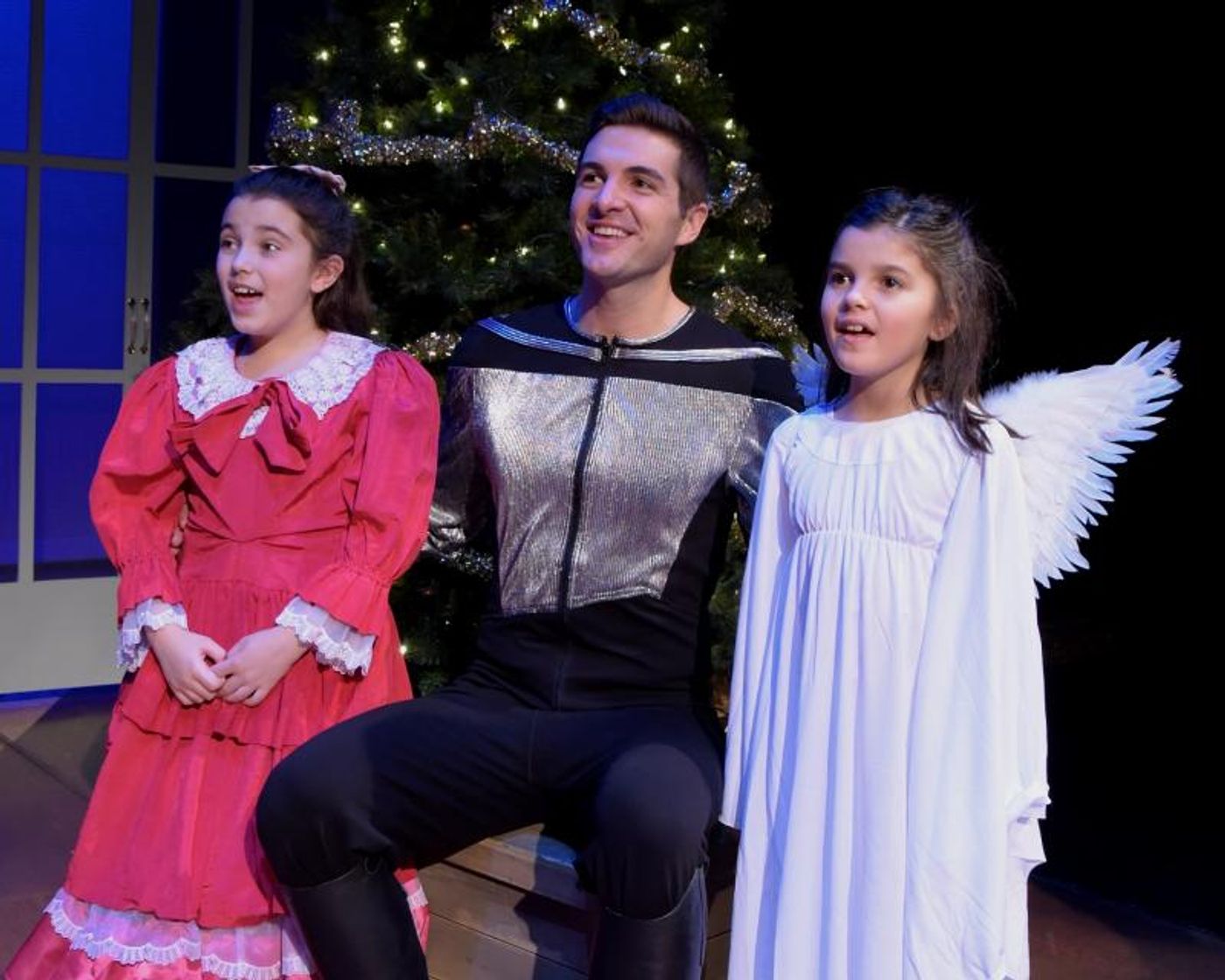 Photo Flash: Westchester Broadway Theatre presents THE CHRISTMAS VOYAGER  Image