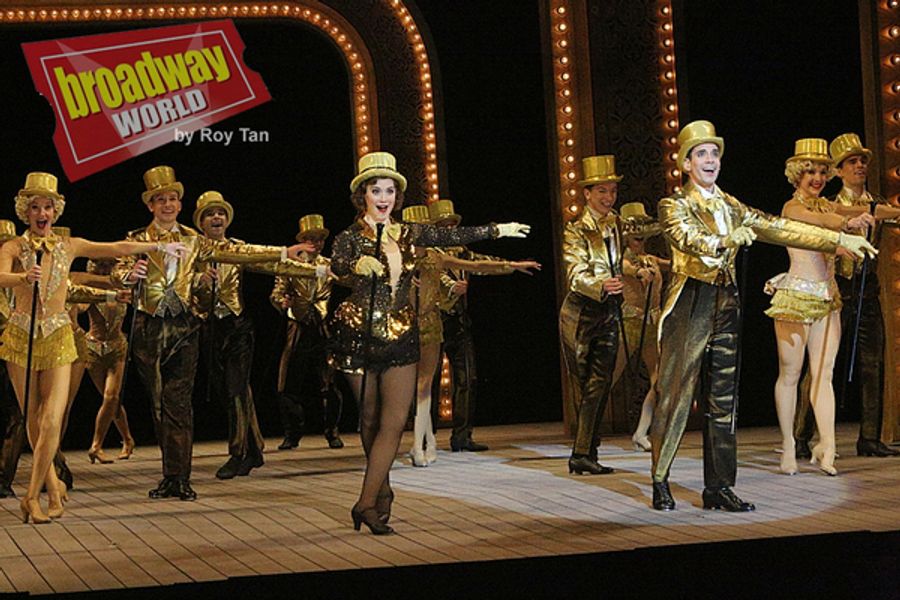 Photo Exclusive: First Look at Theatre du Chatelet's SINGIN' IN THE RAIN at Le Grand Palais Image