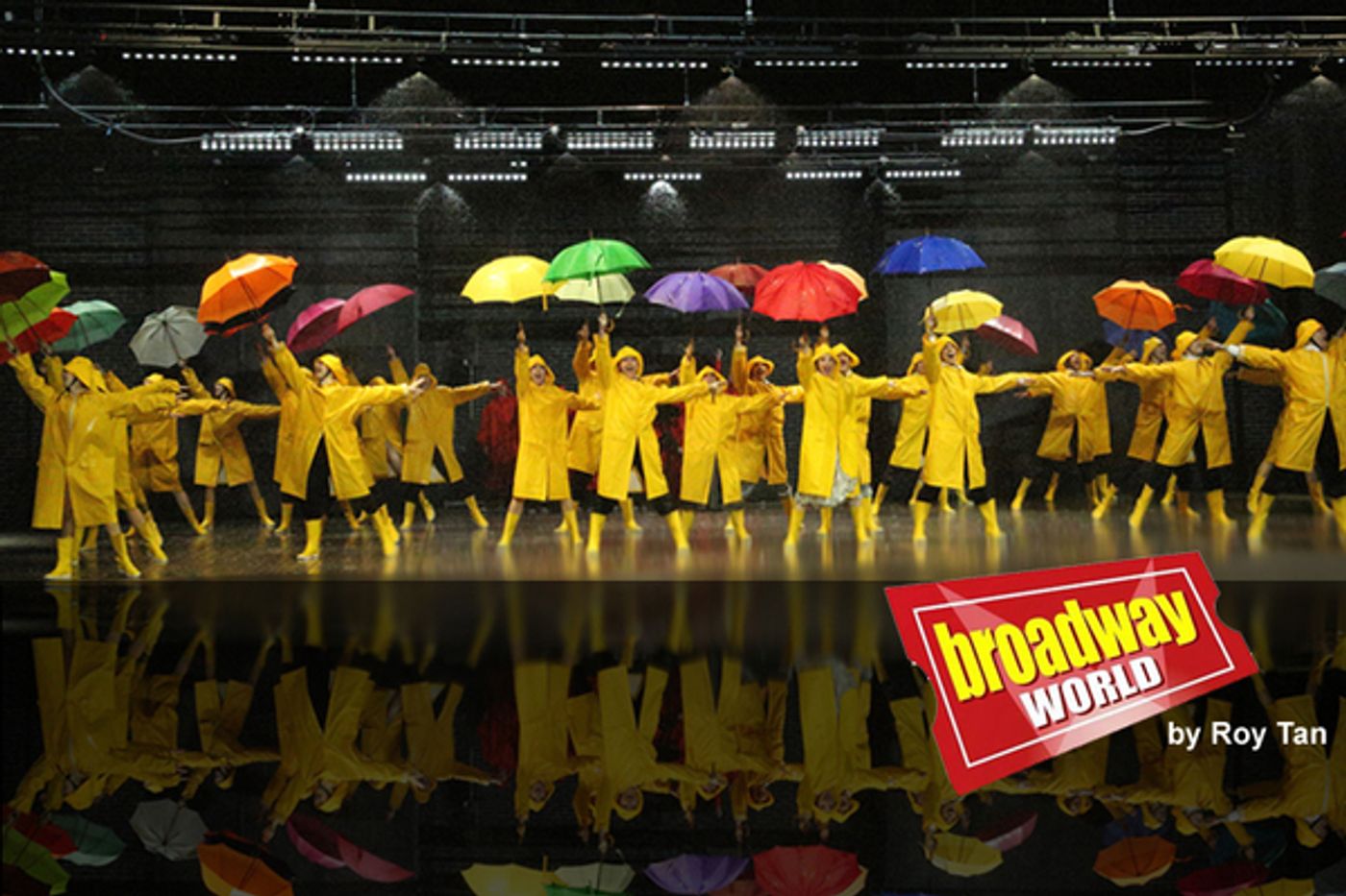 Photo Exclusive: First Look at Theatre du Chatelet's SINGIN' IN THE RAIN at Le Grand Palais  Image