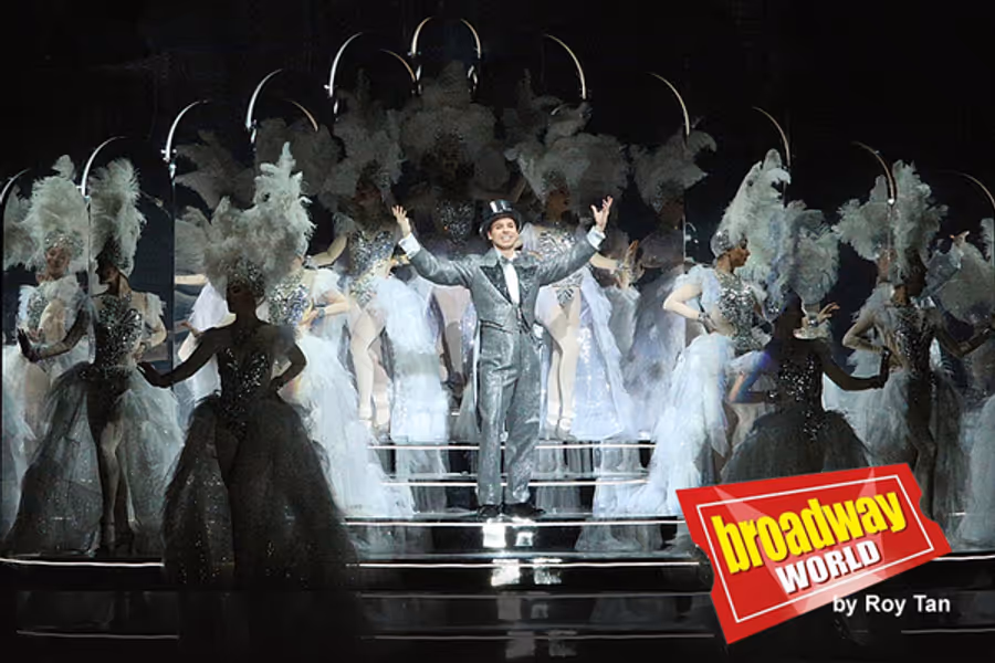 Photo Exclusive: First Look at Theatre du Chatelet's SINGIN' IN THE RAIN at Le Grand Palais Image