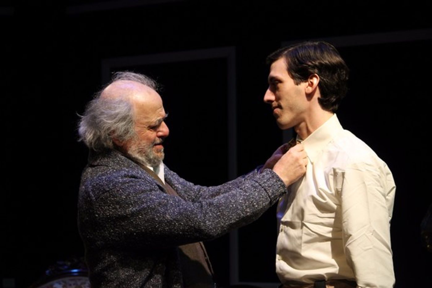 Photo Flash: First Look at New Yiddish Rep's AWAKE AND SING!  Image