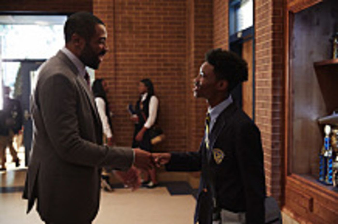 Photo Flash: The CW Shares New Photos from BLACK LIGHTNING  Image