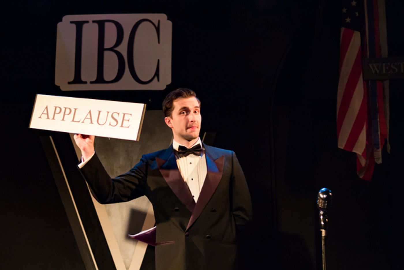 Photo Flash: First Look at Bridge House Theatre's UK Premiere of MIRACLE ON 34TH STREET Photo Flash: First Look at Bridge House Theatre's UK Premiere of MIRACLE ON 34TH STREET Image