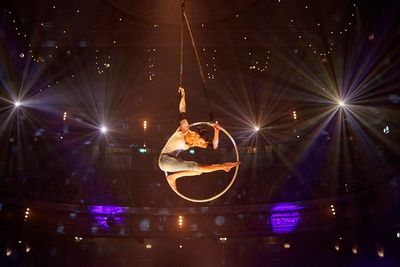 Lea Hinz on aerial hoop Photo