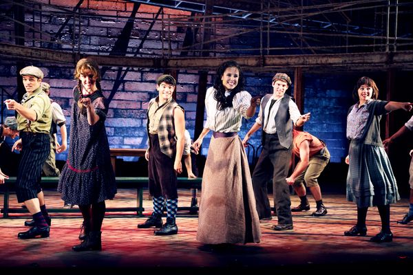 Clara Cox Photo