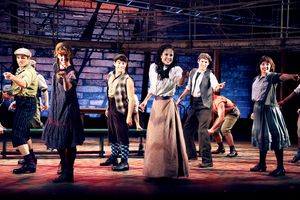 Sam Wolf, Lindsay Bell, Anthony Michael Zas, Clara Cox, Brian DiRito and Betty Weinberger @ BroadwayWorld Sam Wolf, Lindsay Bell, Anthony Michael Zas, Clara Cox, Brian DiRito and Betty Weinbe Photo