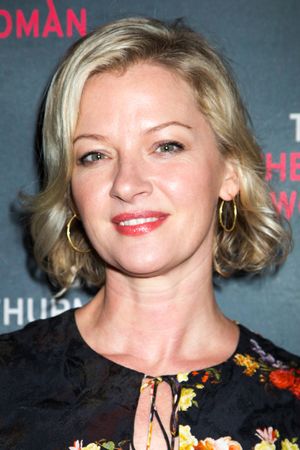 Gretchen Mol Photo