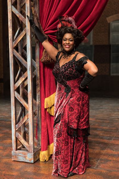 Cicily Daniels as Medda Larkin Photo