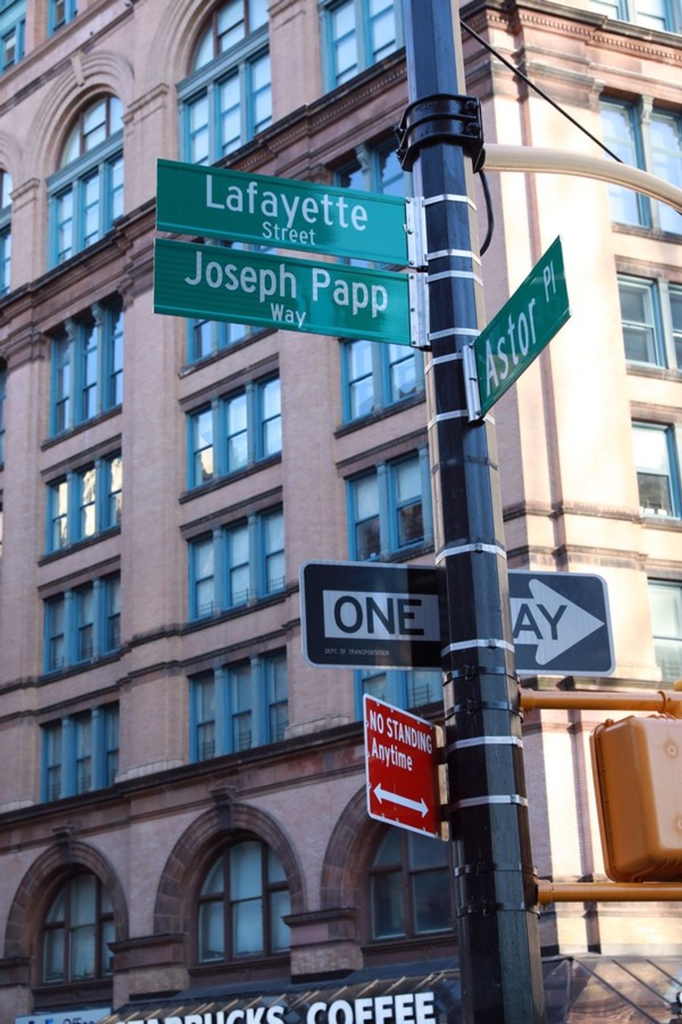 Photo Flash: The Public Theater Celebrates Joseph Papp Way Unveiling at Astor Place  Image