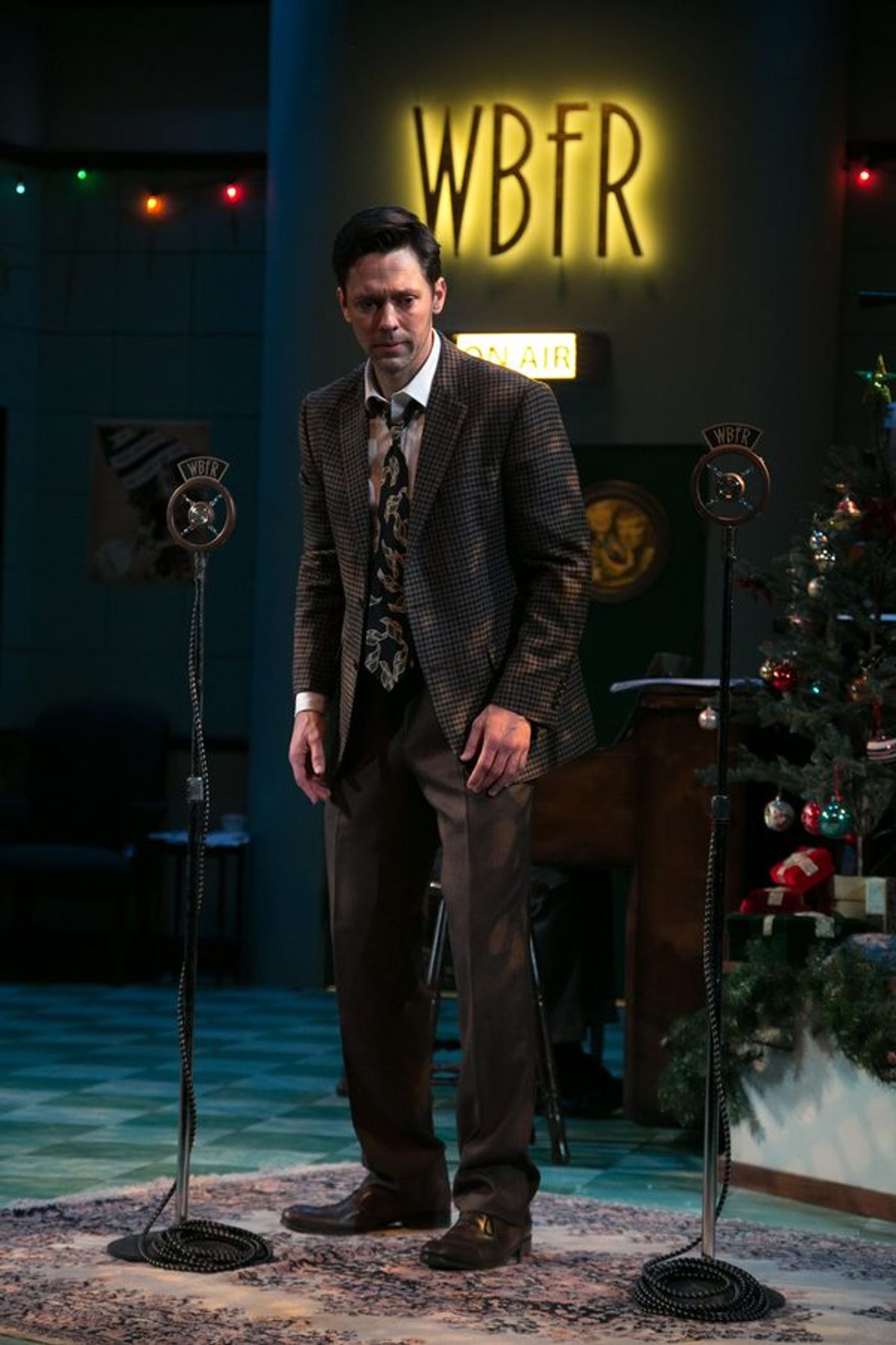 Photo Flash: The Shakespeare Theatre Of New Jersey presents IT'S A WONDERFUL LIFE: A Live Radio Play Photo Flash: The Shakespeare Theatre Of New Jersey presents IT'S A WONDERFUL LIFE: A Live Radio Play Image