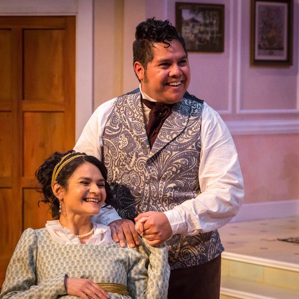  (l) Maria Rodriguez-Sager (Jane Bingley) and (r) Juan Carlos Unzueta (Charles Bingle Photo