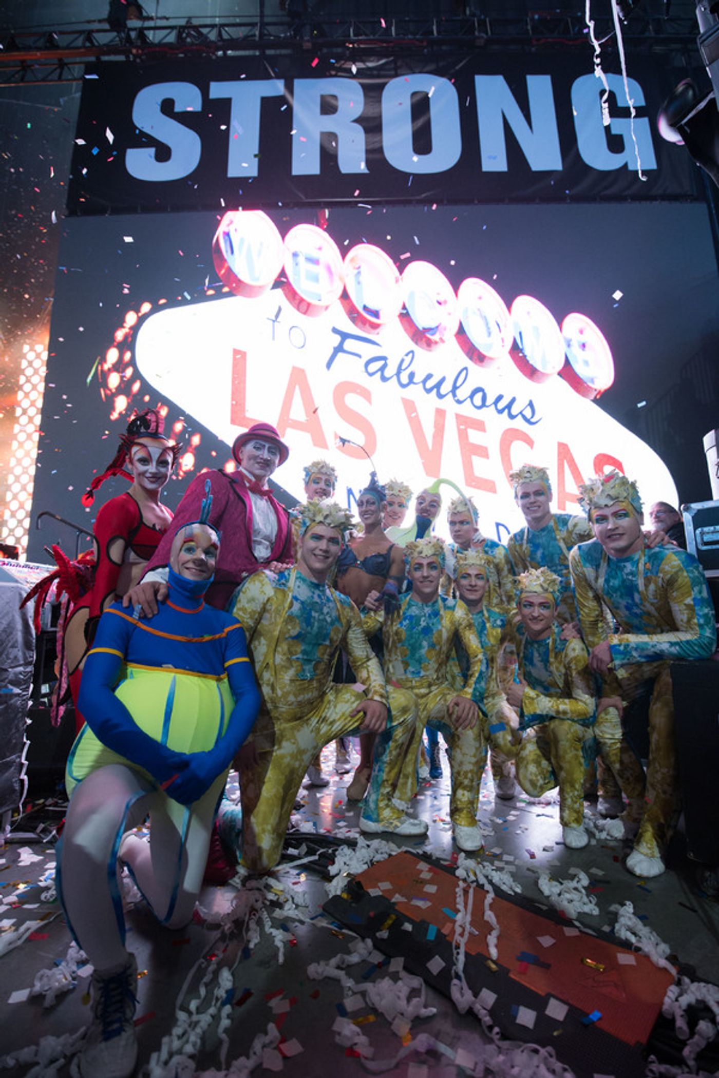 Photo Flash: Star-Studded Vegas Strong Benefit Concert Unites Las Vegas  Image