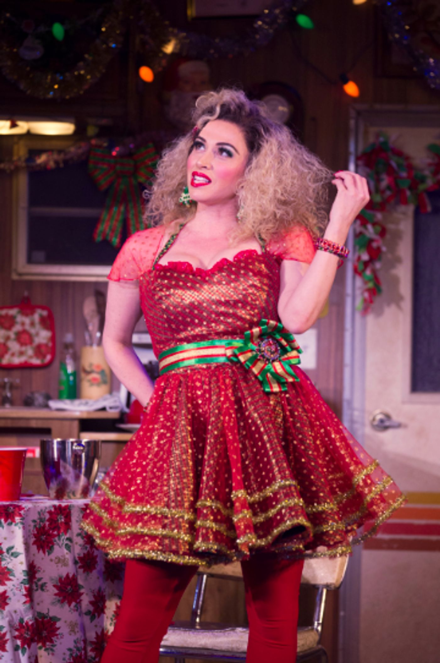 Review:  Lesli Margherita's a Riot in Matthew Lombardo's Grinch Spoof WHO'S HOLIDAY  Image