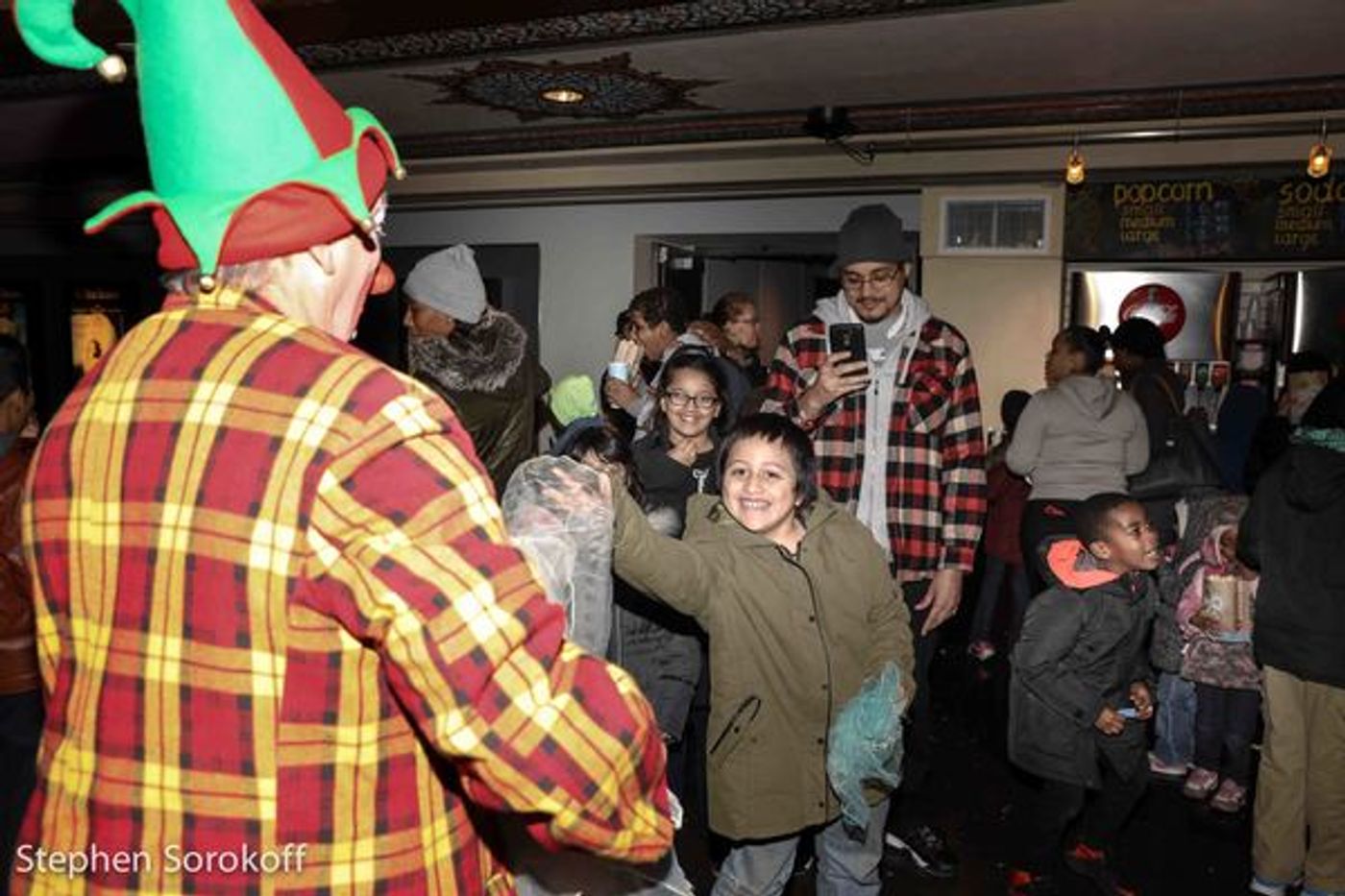 Photo Coverage: The Friars, A Yiddish Theatre, and City Village Cinema Bring Christmas Cheer to NYC Kids  Image