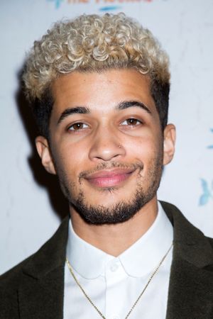 Jordan Fisher Photo