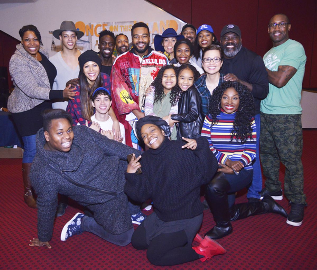 Grasan Kingsberry and Cast at 