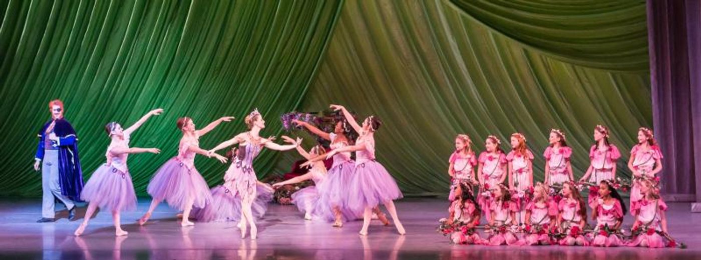 Photo Coverage: Nashville Ballet's  10th Year of NASHVILLE'S NUTCRACKER  Image