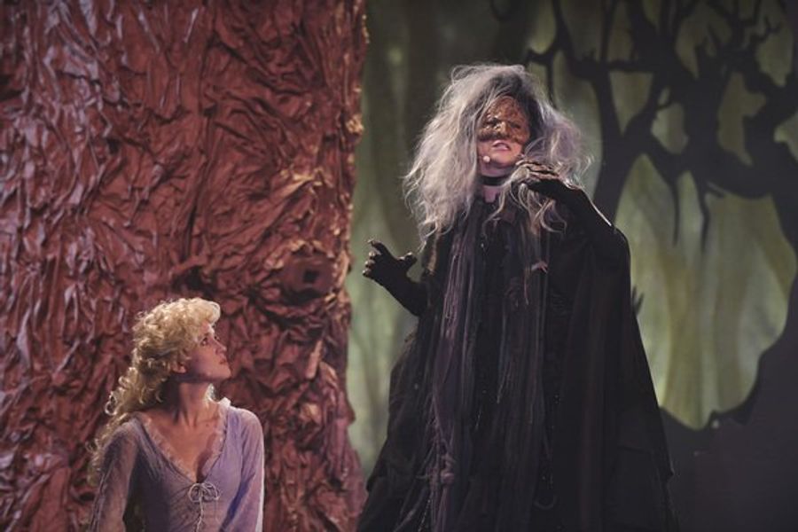BWW Interview - Director Coy Middlebrook Talks ABC's Musical Special ENCORE Image