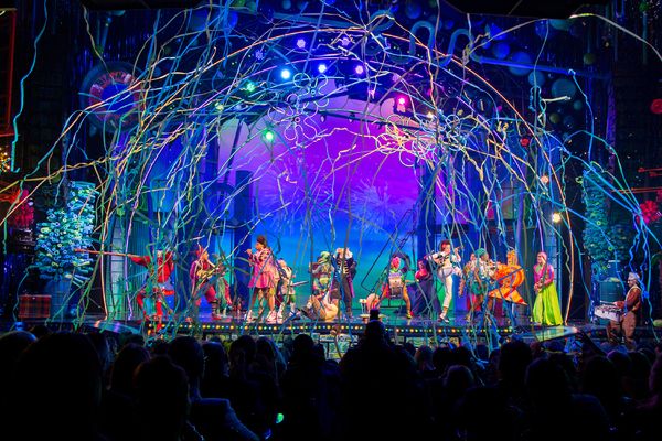 Photos: The Best Day Ever! SPONGEBOB SQUAREPANTS Takes Opening Night Bows — photo 3 of 25