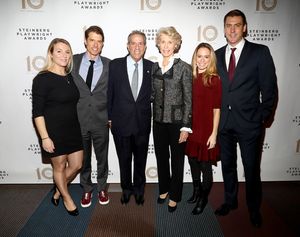 The family of Michael and Joan Steinberg (center) Photo