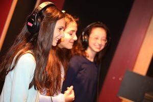 Stephanie DiFiore, Raquel Wallace, Gracie Silva Photo