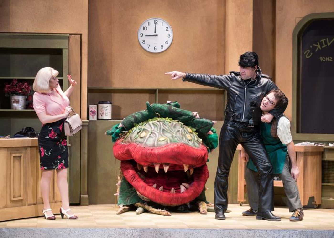 BWW Reviews: MNM's LITTLE SHOP a Star-Studded Suppertime  Image