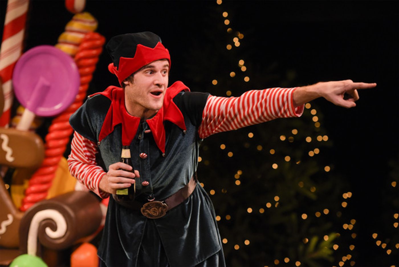 Photo Flash: TheatreWorks Silicon Valley presents THE SANTALAND DIARIES  Image