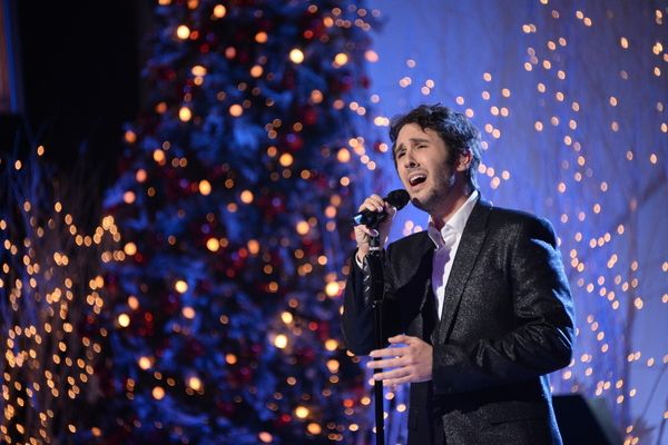 Photo Flash: First Look - Josh Groban Headlines CBS's HOME FOR THE HOLIDAYS — photo 8 of 13