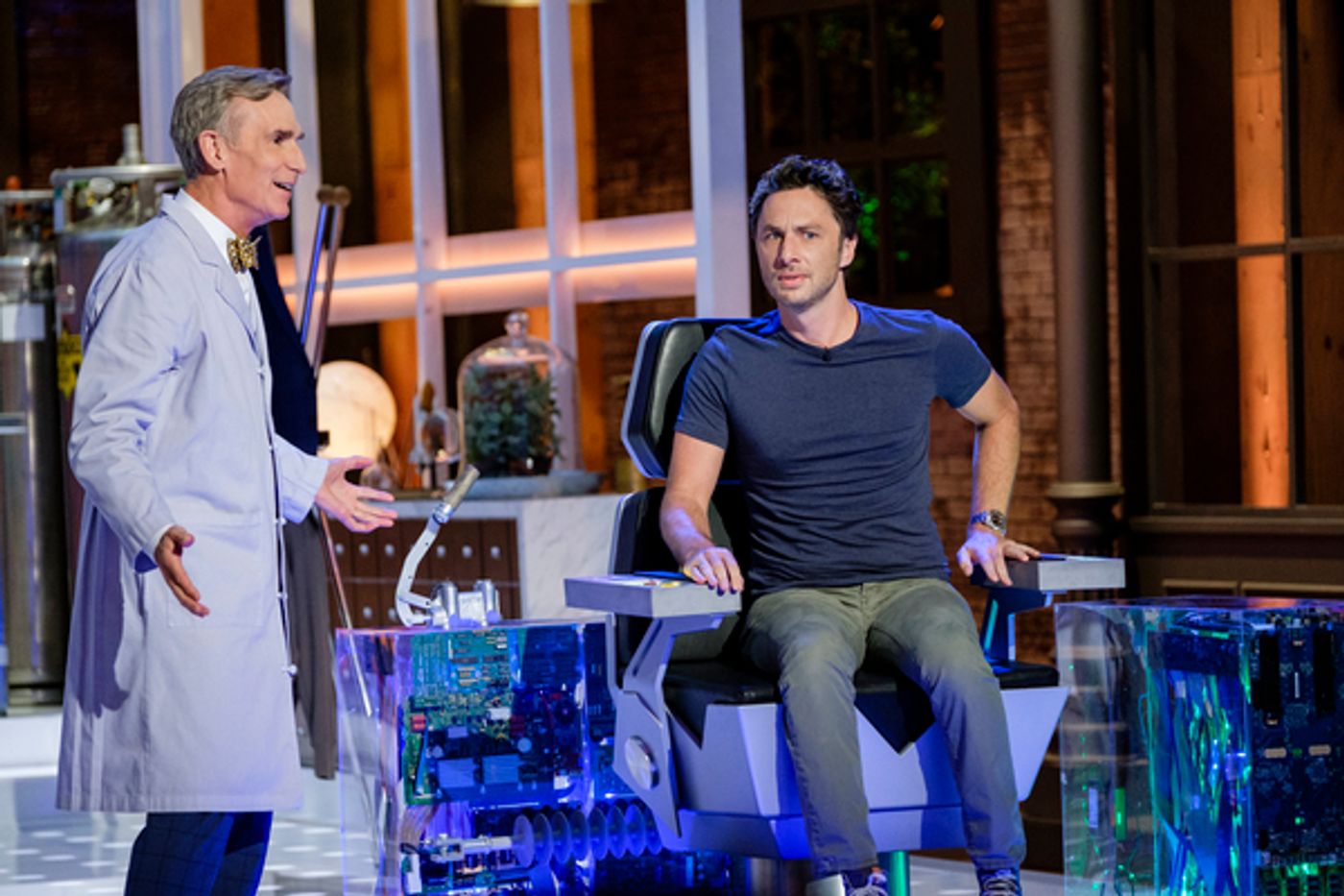 First Look - BILL NYE SAVES THE WORLD Returns to Netflix 12/29  Image