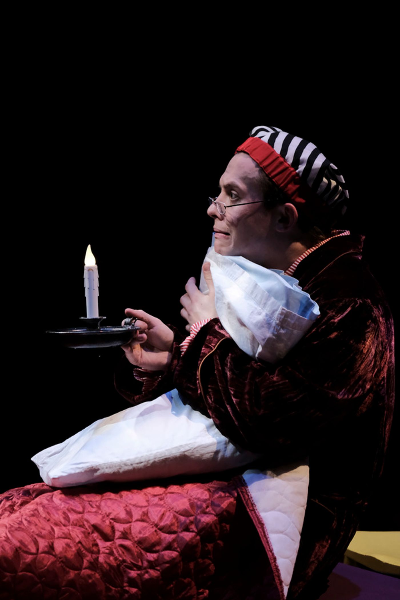 Photo Flash: First Look at A (SCARBOROUGH) CHRISTMAS CAROL at The Stephen Joseph Theatre  Image