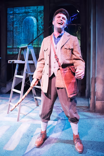 Keith Pinto as Dickon
 Photo