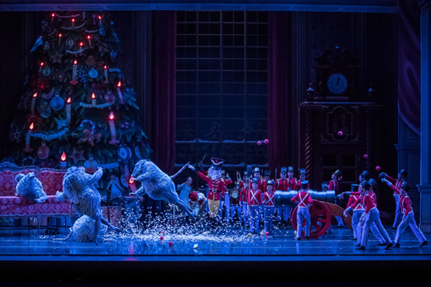 Photo Flash: THE NUTCRACKER Dances Into Kauffman Center  Image