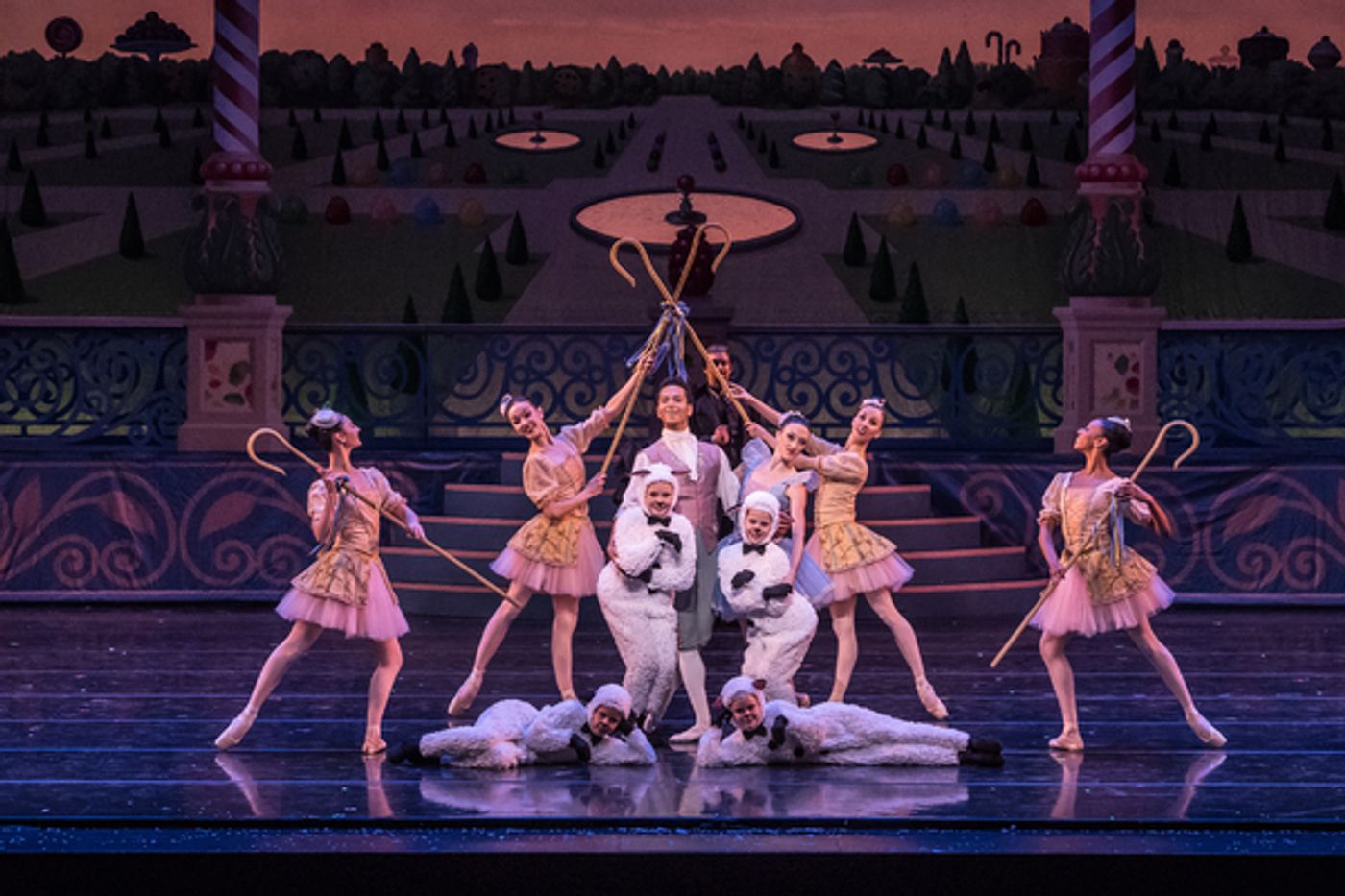 Photo Flash: THE NUTCRACKER Dances Into Kauffman Center  Image