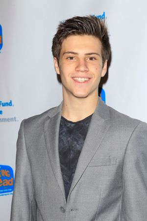 Lofton Shaw @ BroadwayWorld Lofton Shaw Photo