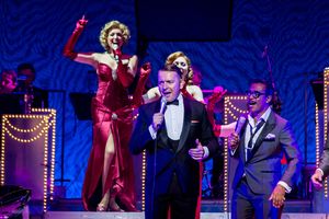 Garrett Phillips (Frank Sinatra) and David Hayes (Sammy Davis Jr) Photo