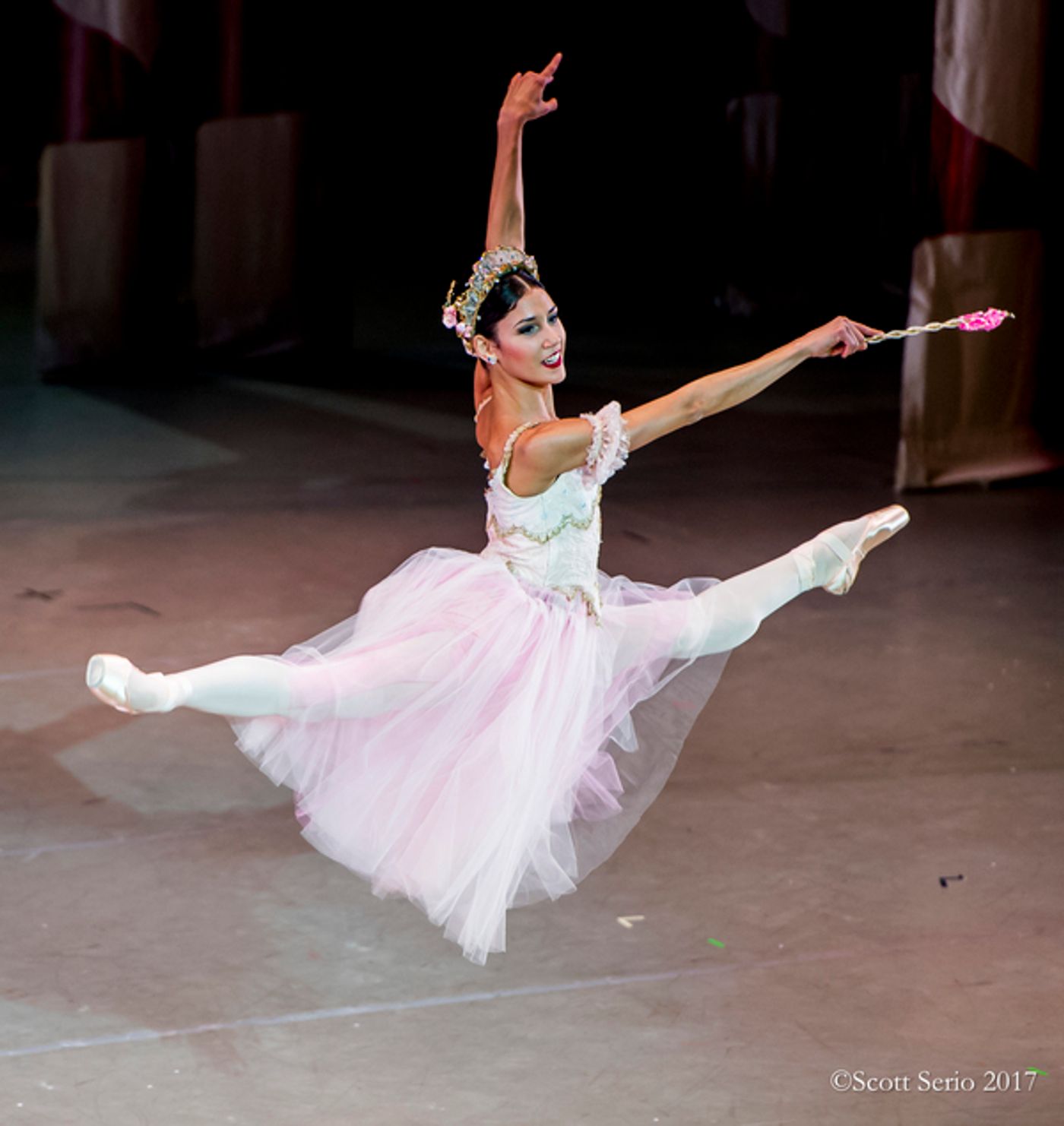 Review: BALANCHINE'S THE NUTCRACKER at Academy Of Music  Image