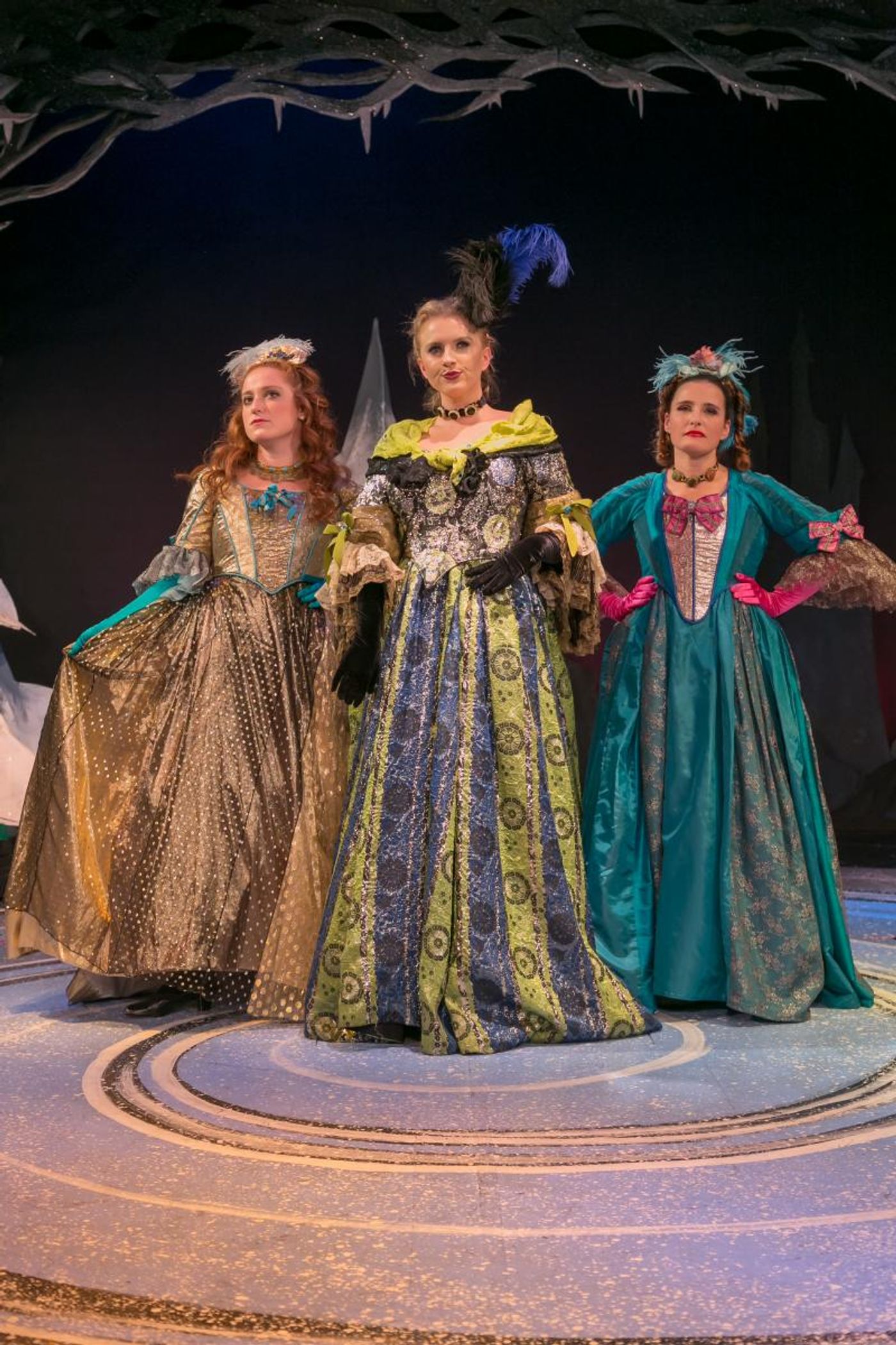 Review:  CINDERELLA: A HOLIDAY MUSICAL at The Growing Stage Dazzles  Image