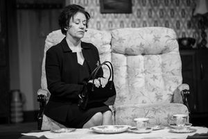 Helen Sheals @ BroadwayWorld Helen Sheals Photo