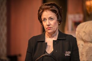 Helen Sheals @ BroadwayWorld Helen Sheals Photo