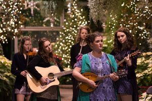 Summer Hofford, Anna Civik, Shaina Schrooten, Elizabeth Rentfro, Halie Merrill Photo