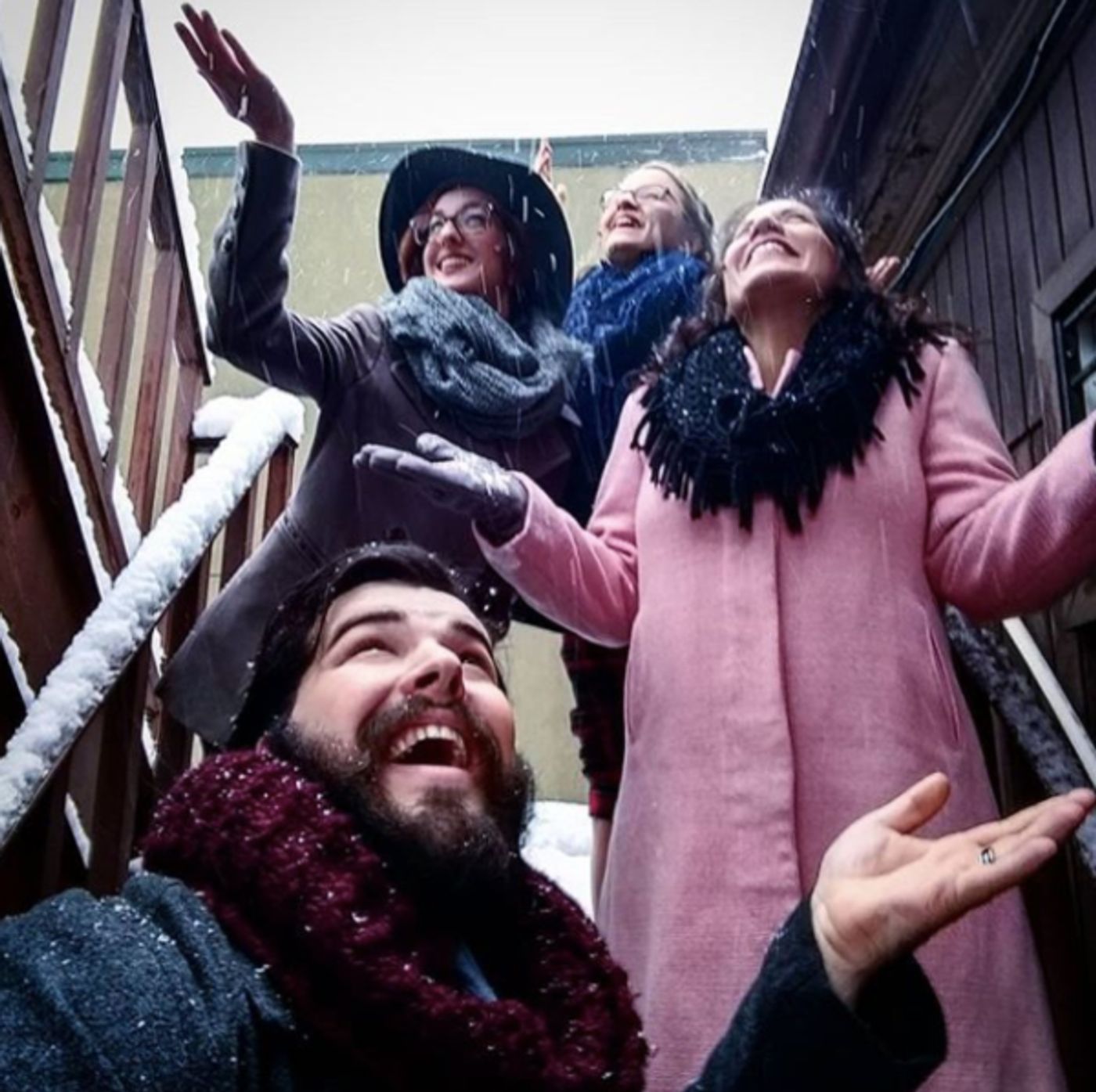 Photo Flash: Morrible Monkeys Around and More Saturday Intermission Pics!  Image