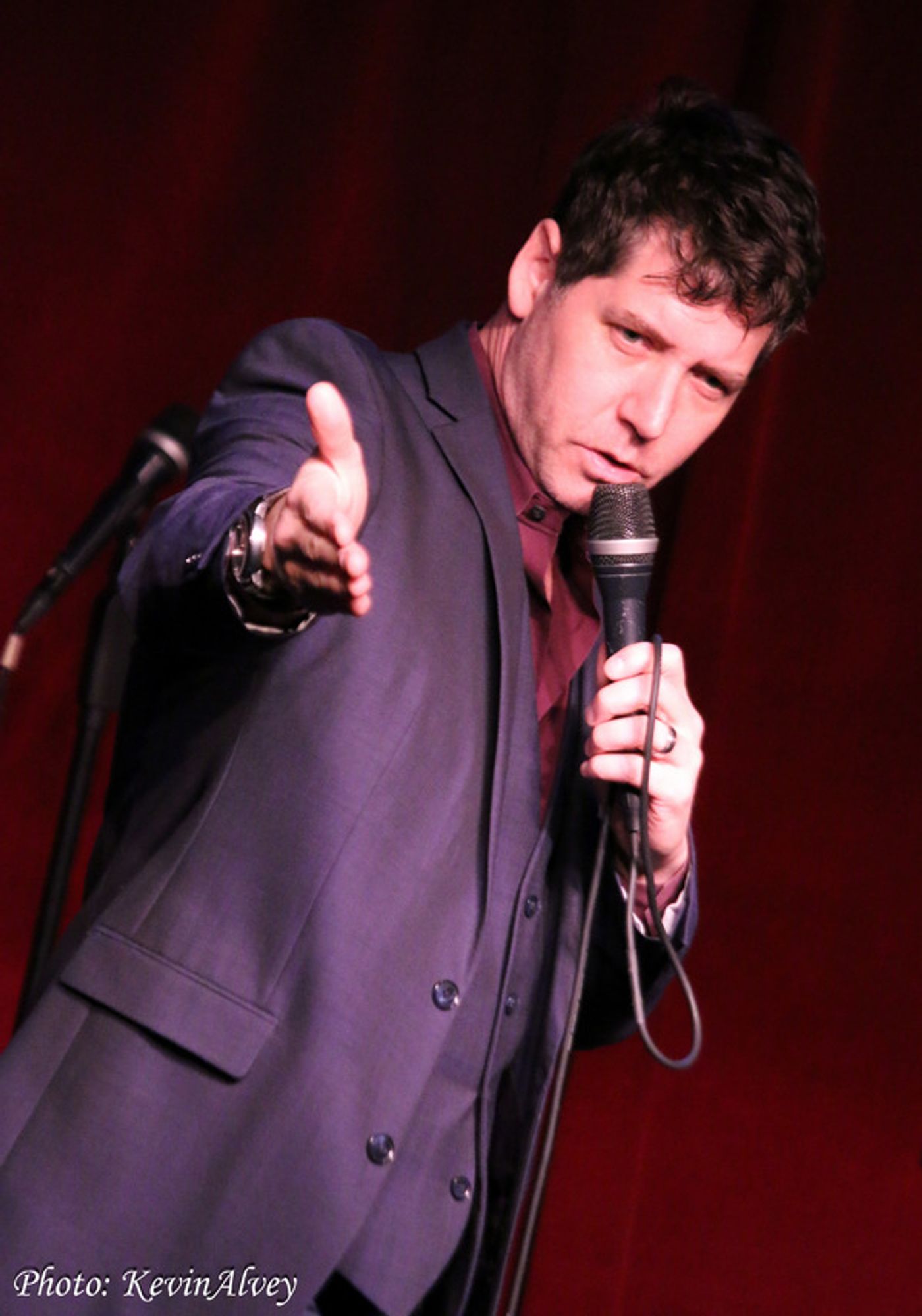 Photo Flash: James Barbour Returns for 9th Annual Holiday Concert at Birdland  Image