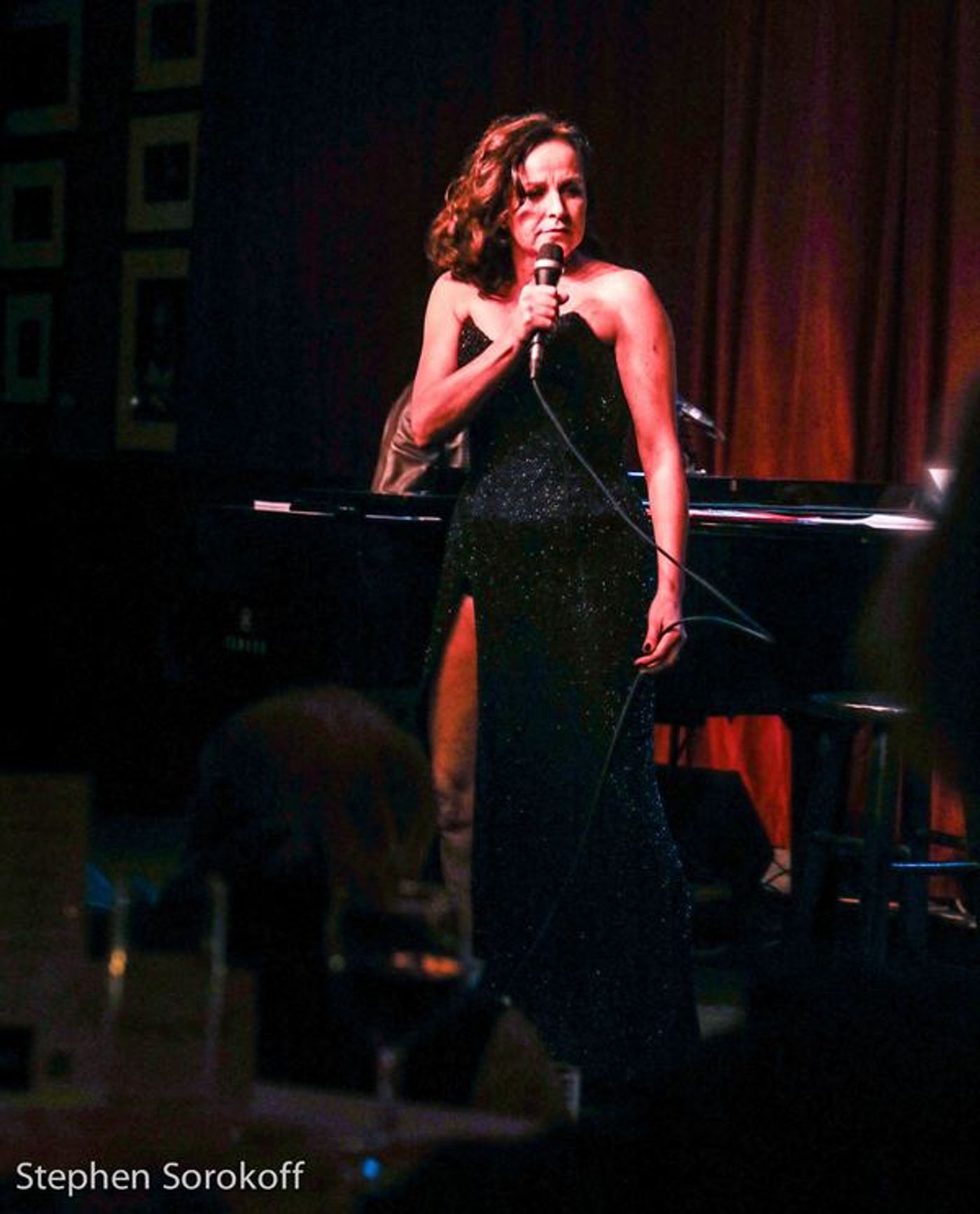 Photo Coverage: Jamie deRoy's 'Jews Don't Camp' - Except When They Hike To See Her Holiday Show at Birdland  Image