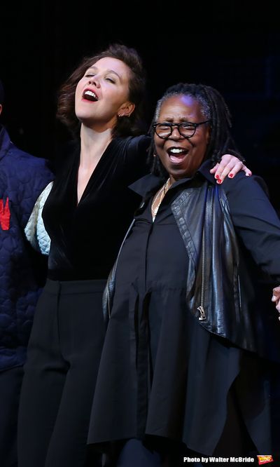 Maggie Gyllenhaal, Whoopi Goldberg  Photo