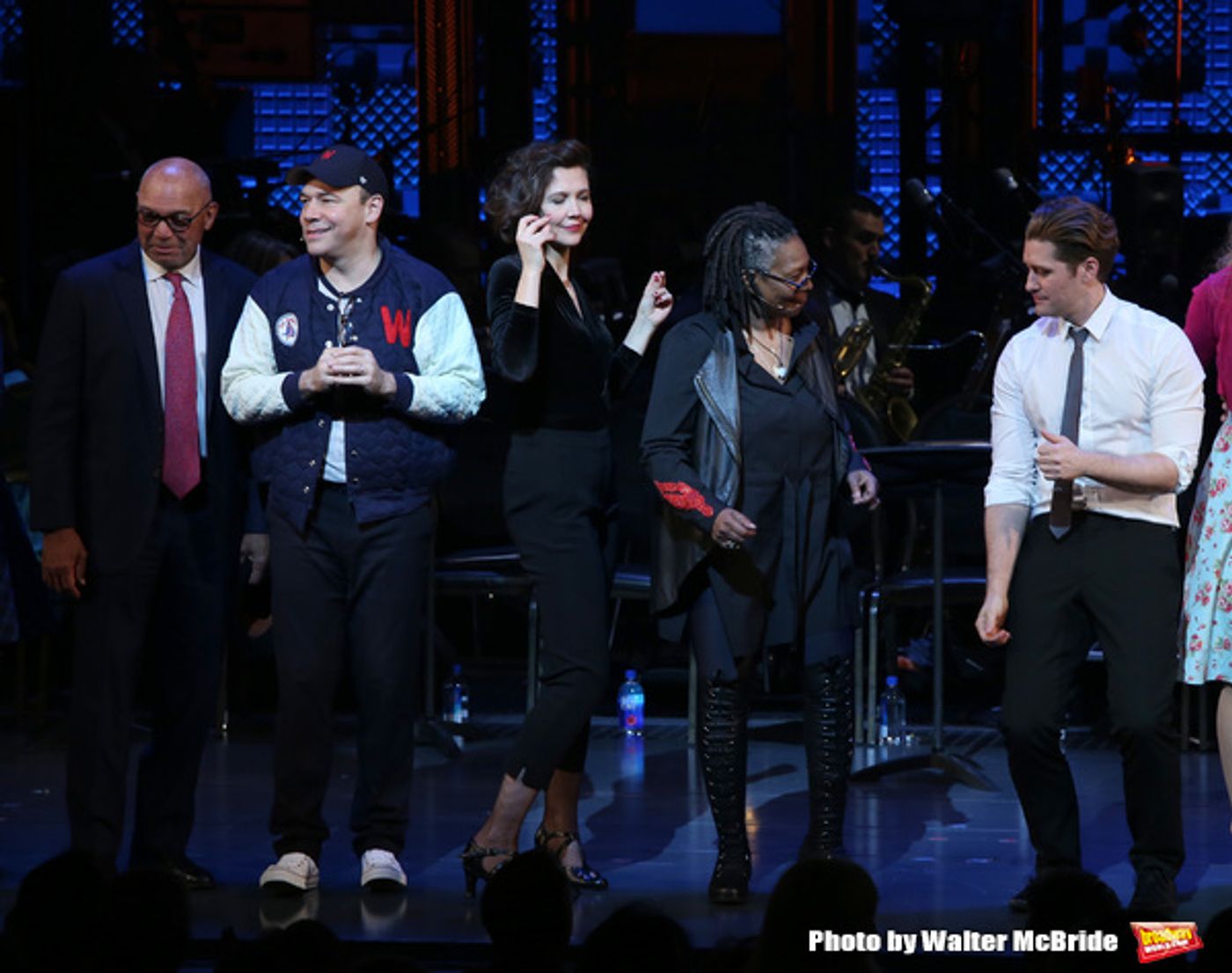 Photo Coverage: Maggie Gyllenhaal, Matthew Morrison & More Take Bows in Roundabout's DAMN YANKEES Benefit Concert!  Image