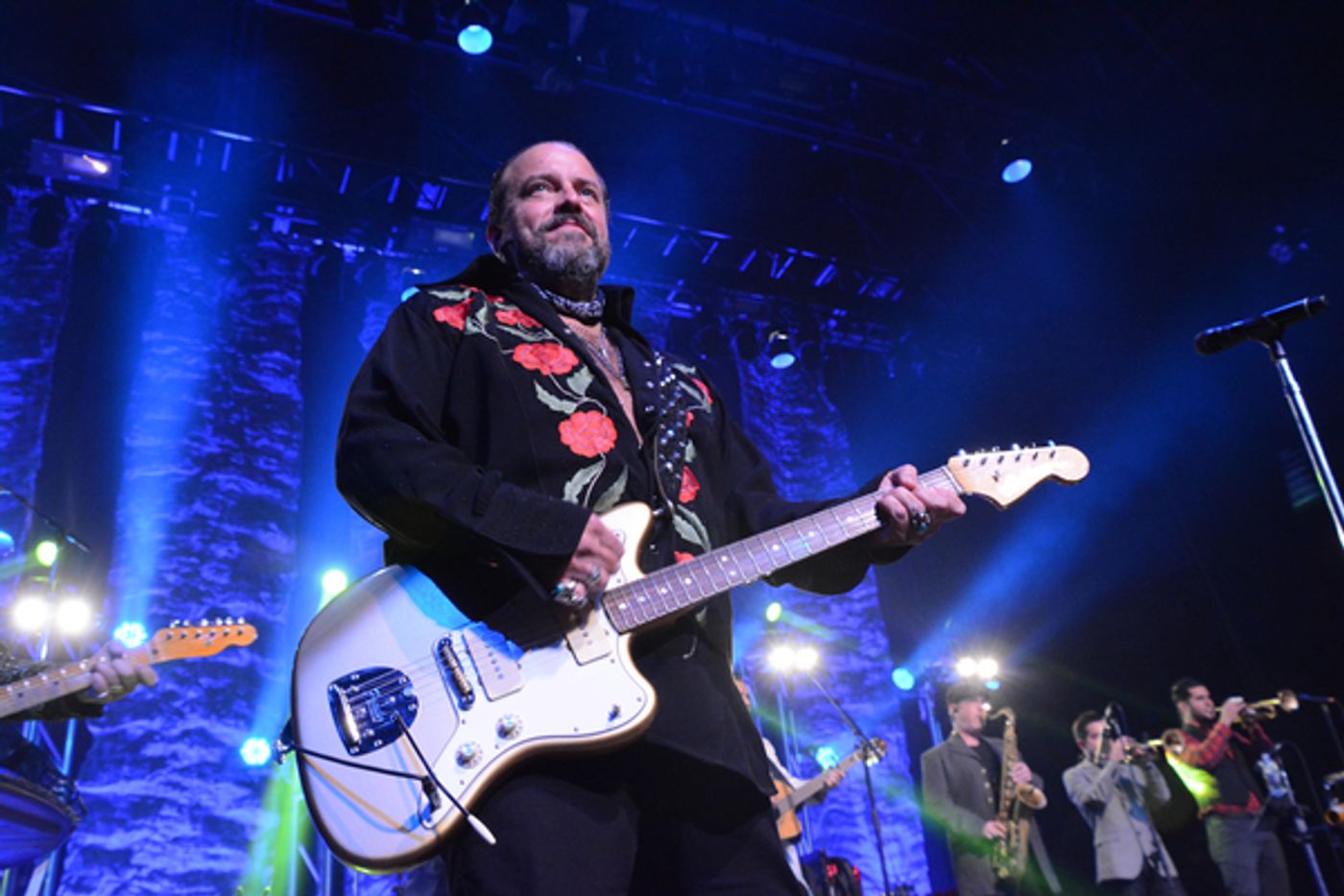 Photo Coverage: The Mavericks Play The Space at Westbury  Image