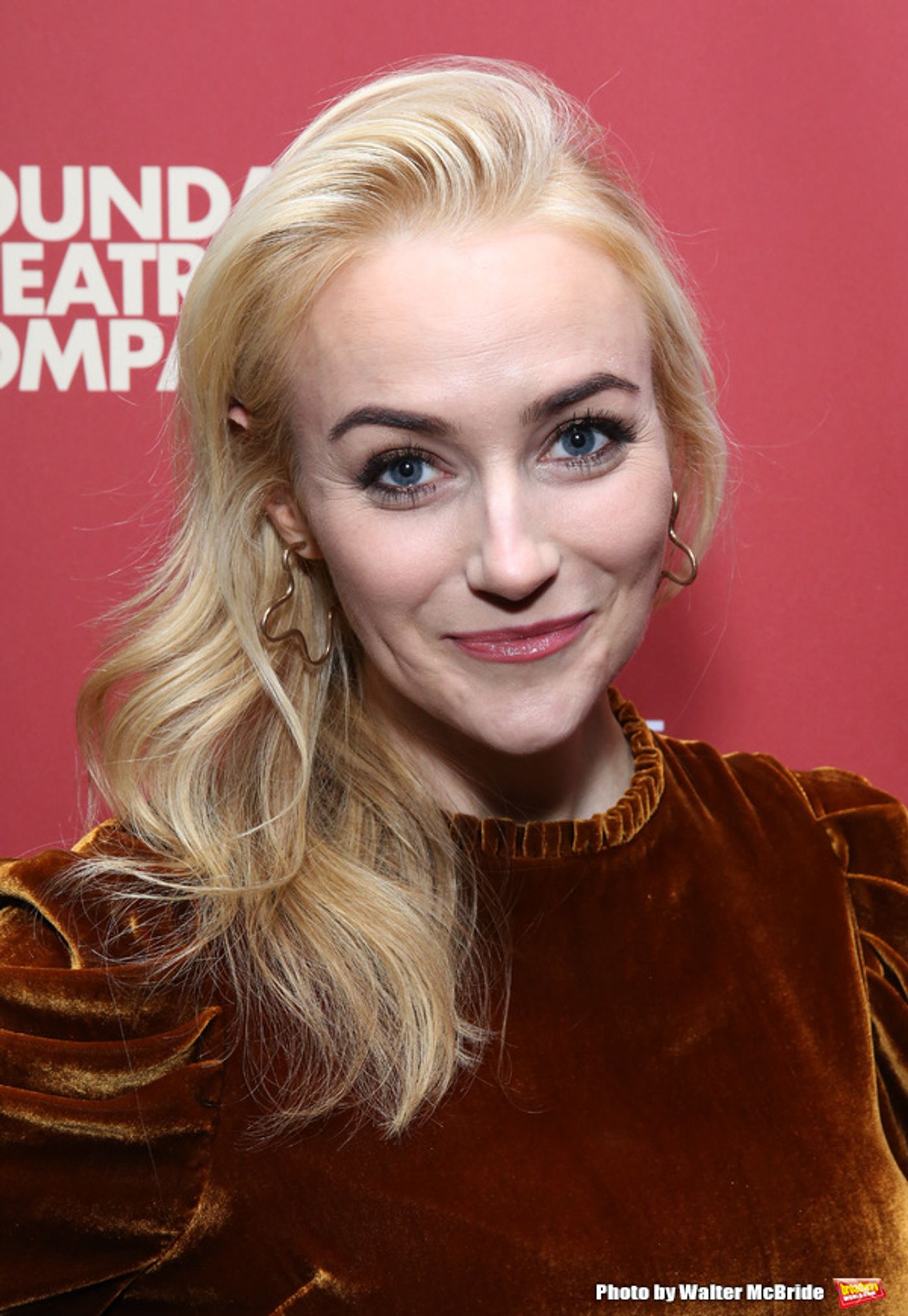 Photo Coverage: Maggie Gyllenhaal, Matthew Morrison & More Take Bows in Roundabout's DAMN YANKEES Benefit Concert!  Image