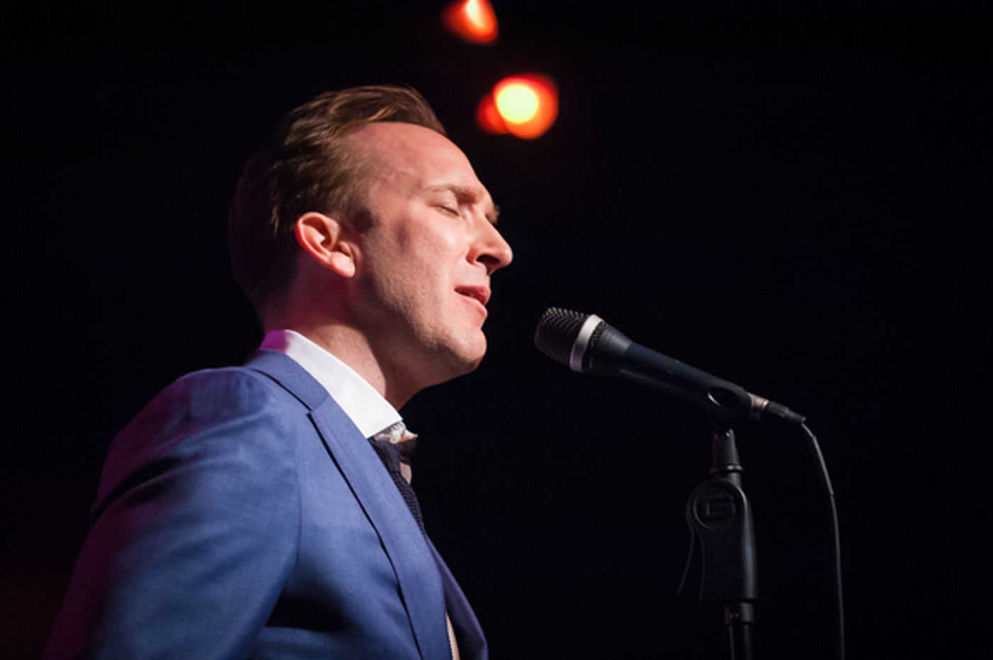 Photo Flash: Stephen Carlile, Sophia Anne Caruso, Judy Gold and More Join Jamie deRoy for Holiday Concert at Birdland  Image